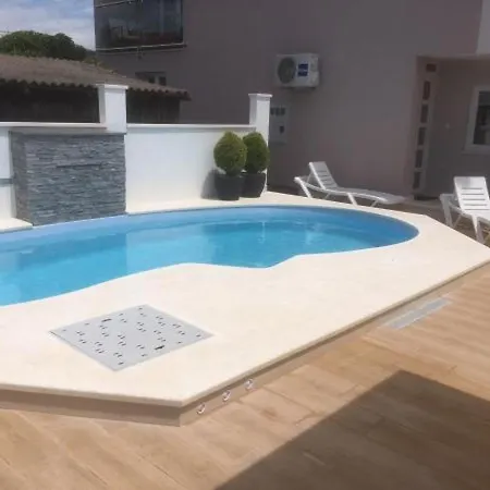 In With Balcony, Air Conditioning, Wifi, Washing Machine 5173-2 Daire
